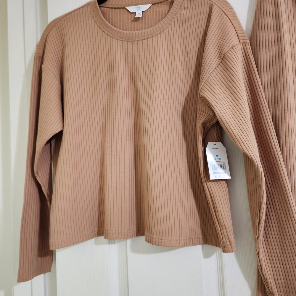 Time & Tru Beige Ribbed Top and Skirt Set Size M (8-10) NWT!!! - Picture 7 of 9